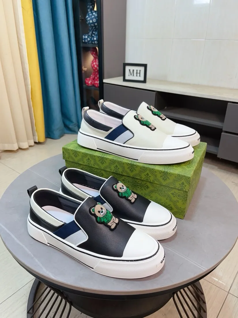 Men's shoes 💰458🌹🌹GUCCI [Gucci] New high-end brand of men's shoes, the latest fashionable casual men's shoes, trendy and versatile, relaxed and sporty style, uppers imported from Italy, first-layer cowhide, genuine leather lining, and ultra-fine workmanship. Original personalized fashionable rubber wear-resistant outsole, light and comfortable on the foot, size 38-44